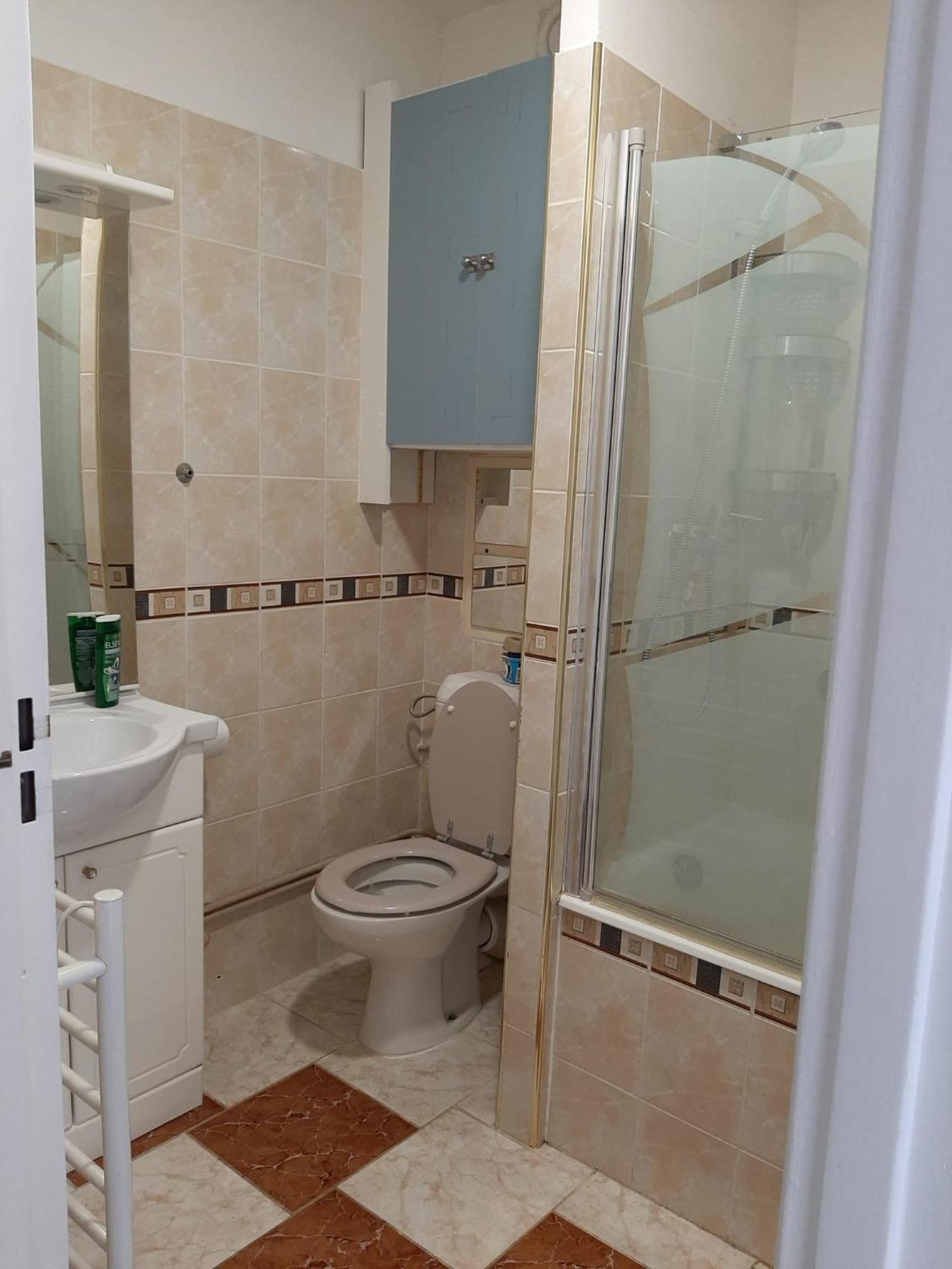 Séjour chez l'habitant Pratique Et Calme Dans Centre De Evry